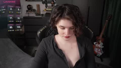 Helen Blossom online show from June 9, 1:21 pm