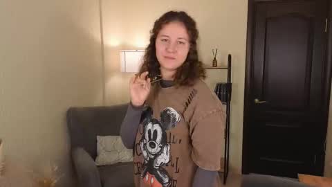 Lola online show from October 16, 1:36 pm