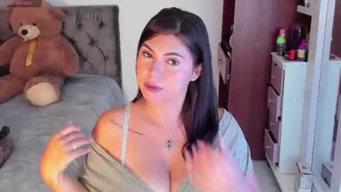 Cynthia online show from July 7, 1:25 pm
