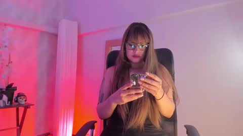 cyntia_adams online show from March 8, 12:18 pm