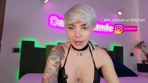 daddyspixxie online show from April 6, 1:23 pm