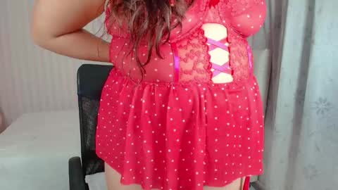Snapshot of daeneryslove_doll chatting on September 26, 6:00 am daeneryslove_doll online show from September 26, 6:00 am