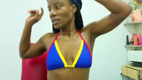 daffnelewis online show from July 25, 11:28 am
