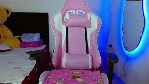 dafne_hot77 online show from March 11, 6:41 pm