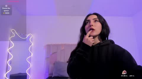Snapshot of dahia_tay chatting on March 12, 3:24 am dahia online show from March 12, 3:24 am