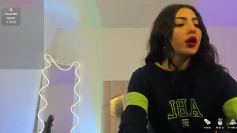 Snapshot of dahia_tay chatting on February 25, 3:09 am dahia online show from February 25, 3:09 am