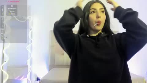 Snapshot of dahia_tay chatting on February 23, 3:07 am dahia online show from February 23, 3:07 am