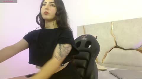 Snapshot of dahia_tay chatting on January 11, 7:38 pm dahia online show from January 11, 7:38 pm
