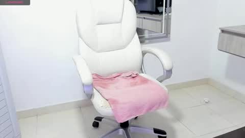 Dahian  online show from October 28, 1:39 pm