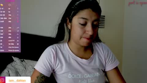 Dahiana  online show from April 28, 12:20 pm