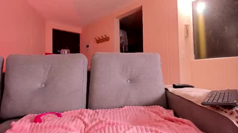 Dahli online show from November 23, 9:55 am