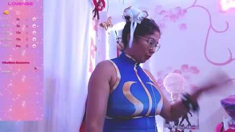 Snapshot of daina_flower chatting on October 8, 4:17 am DAINA online show from October 8, 4:17 am