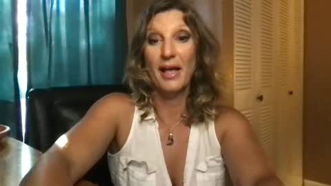 Snapshot of daisy9kat chatting on March 11, 9:48 pm Daisy137 online show from March 11, 9:48 pm