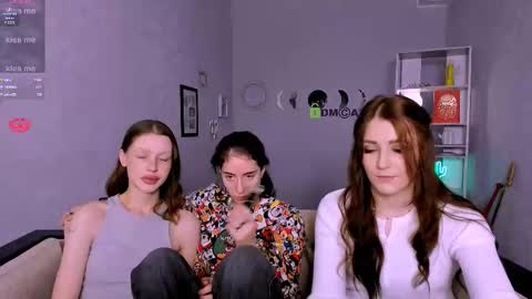 daisy online show from December 16, 8:15 pm