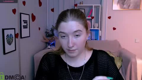 Snapshot of daisy_candy chatting on March 2, 9:08 pm Little Di online show from March 2, 9:08 pm