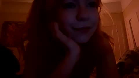 Snapshot of daisybaby699 chatting on January 19, 6:53 am DaisyB3 online show from January 19, 6:53 am
