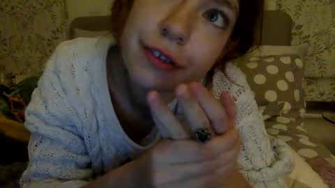 Snapshot of daisybaby699 chatting on October 17, 10:24 pm DaisyB3 online show from October 17, 10:24 pm