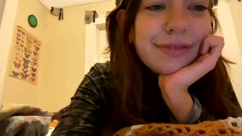 Snapshot of daisybaby699 chatting on September 14, 6:22 am DaisyB3 online show from September 14, 6:22 am