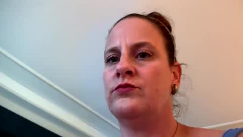 daisymae0017 online show from June 4, 11:09 pm