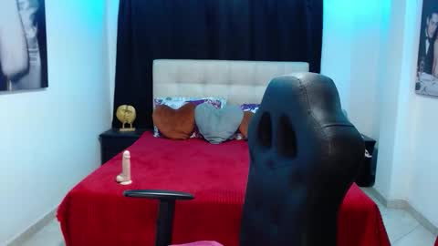 Dakota online show from November 24, 10:45 pm