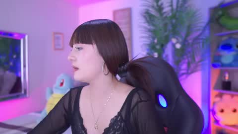 dakotaa online show from February 10, 4:54 pm