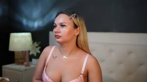 Dalia  online show from August 9, 3:23 am
