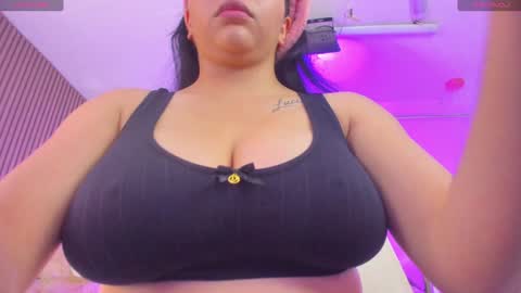 Snapshot of daliia_ chatting on December 16, 12:49 pm Daliia online show from December 16, 12:49 pm