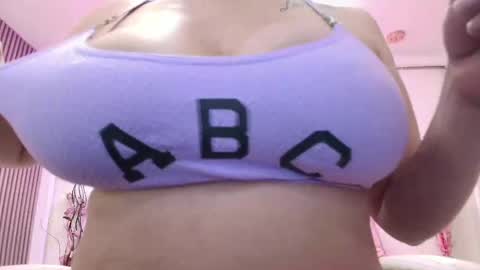 Snapshot of daliia_ chatting on October 7, 1:04 pm Daliia online show from October 7, 1:04 pm