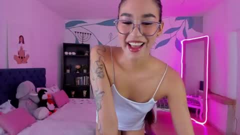 dana_paula online show from July 3, 12:00 pm