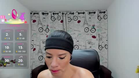 Danaa Rey online show from October 31, 3:05 pm