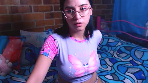 Snapshot of danaiisabella chatting on September 11, 3:40 am dana online show from September 11, 3:40 am