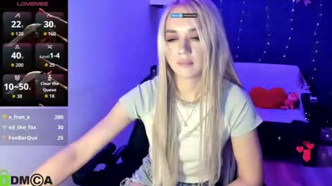 dances_queen online show from July 15, 10:31 am
