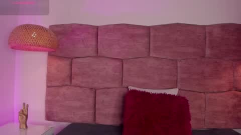   online show from May 2, 2:48 am