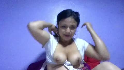 daniela_love1 online show from July 11, 1:49 am