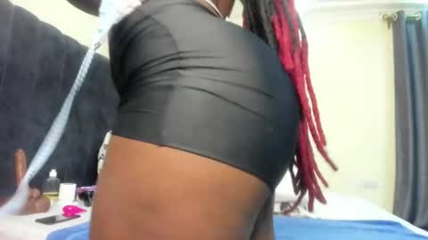 Snapshot of danielle_rock chatting on February 19, 7:16 pm danielle_rock online show from February 19, 7:16 pm