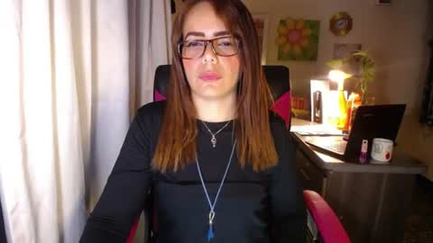 Angie online show from August 6, 9:55 pm