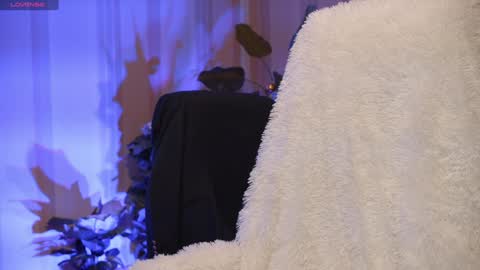 Danielle online show from January 16, 10:42 am