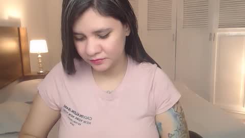 daniellerain online show from March 10, 4:55 pm