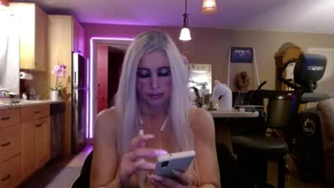 DanikaWhite69 online show from July 9, 1:24 pm