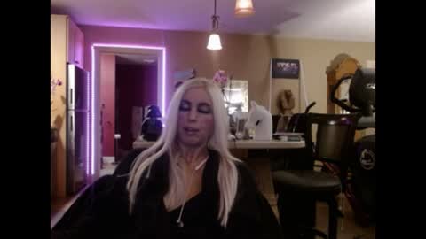 DanikaWhite69 online show from August 2, 1:58 pm