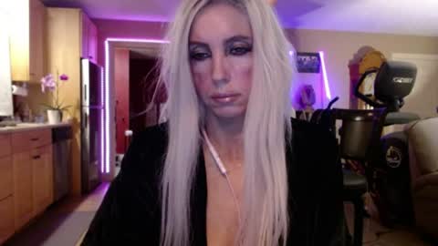 DanikaWhite69 online show from July 18, 2:41 pm