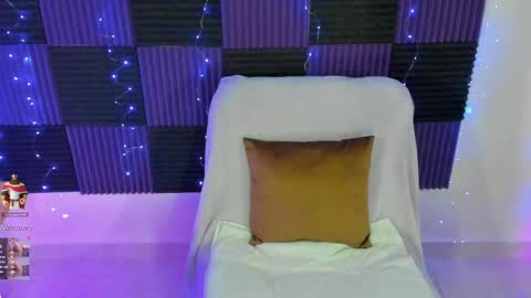 Dannacastle online show from May 24, 5:39 am