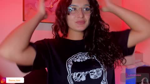 Danna Lovs online show from December 10, 2:28 pm