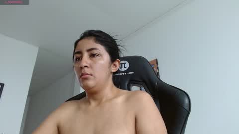 Danna online show from November 16, 2:17 pm