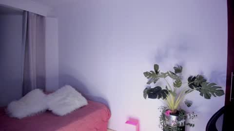 Snapshot of danna_stewart chatting on January 23, 1:41 am Paulina online show from January 23, 1:41 am