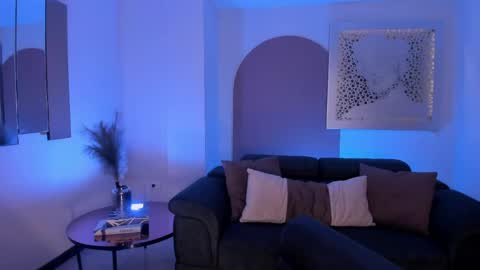 Danna Cruz  online show from March 6, 8:26 pm