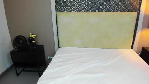 Danna online show from January 7, 8:12 pm