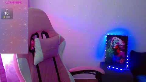 Maddisoon online show from December 2, 1:24 pm