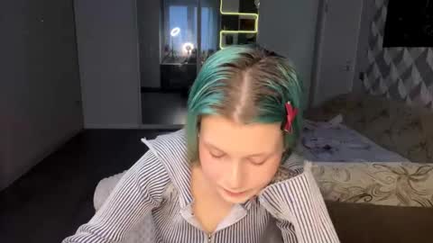 Luna Airi online show from March 3, 1:50 pm