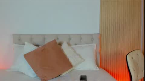 Antonella Mora online show from June 25, 12:51 pm